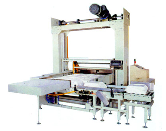 Automatic bag palletizing machine